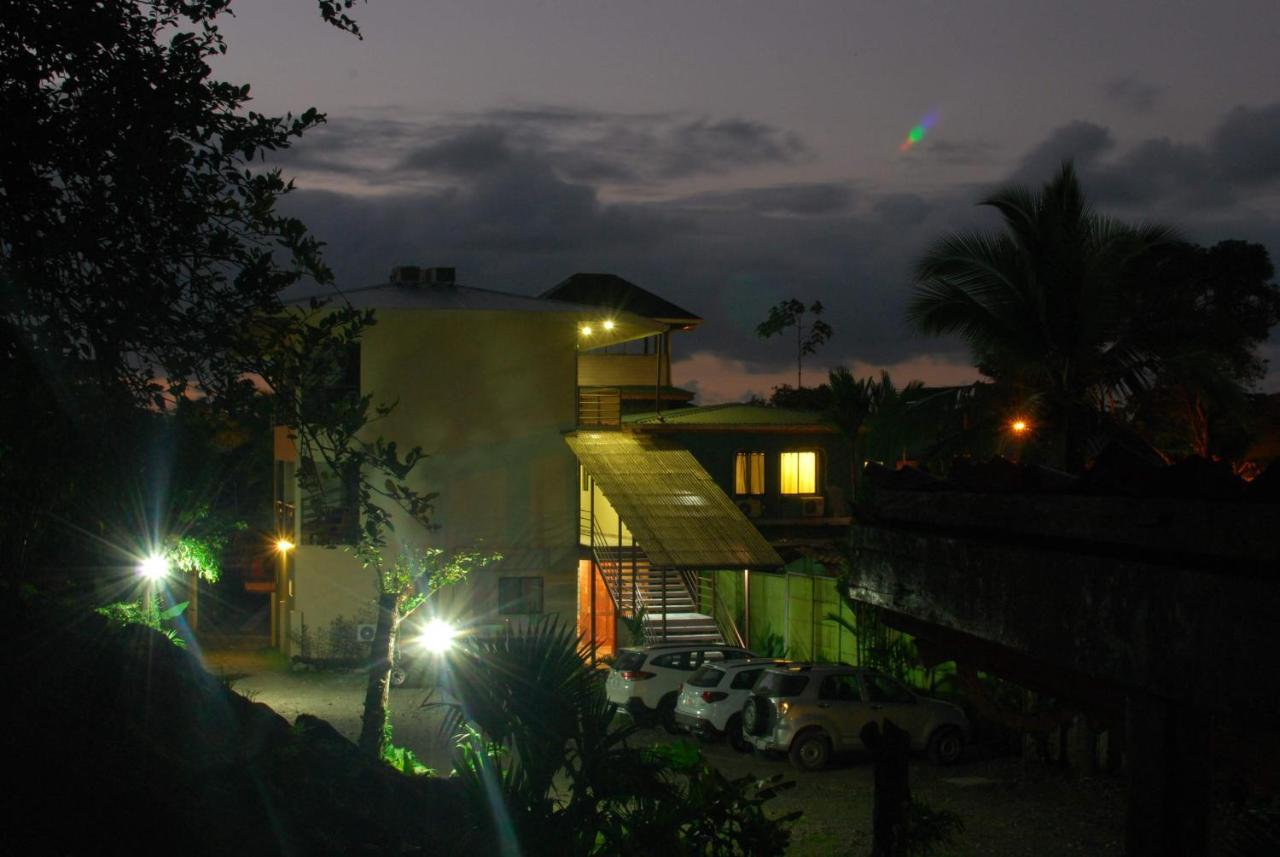 Hotel Torres Del Mar Puerto Viejo de Talamanca Екстериор снимка